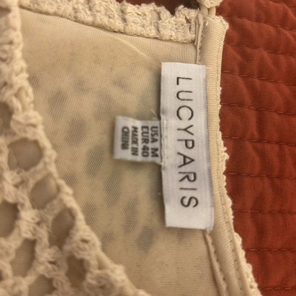 Lucy Paris crotchet and lined top with matching skirt. Brand new never worn. - Picture 4 of 7